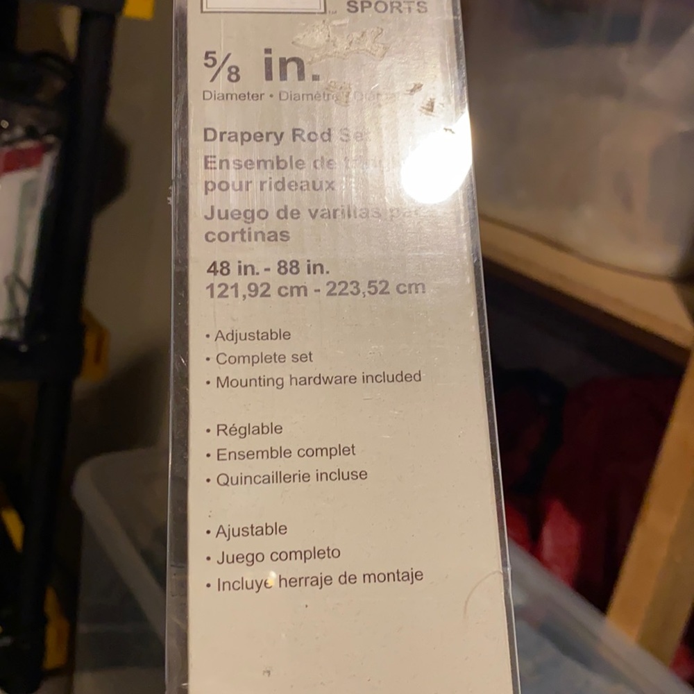 Sports theme adjustable curtain rods & holdbacks